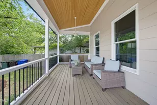 907 Pleasant Dr, Durham, NC 27703 - Photo 6