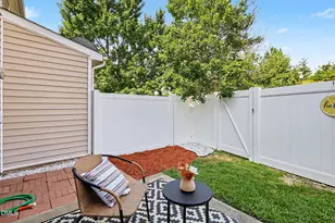 1925 Grassy Banks Drive, Raleigh, NC 27610 - Photo 28