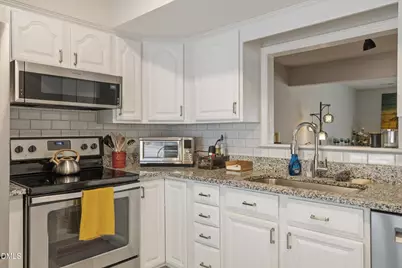6402 Meadow View Drive, Raleigh, NC 27609 - Photo 6