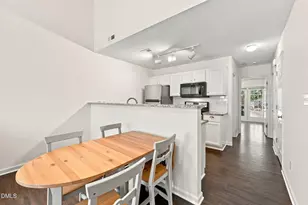 4 Crystal Oaks Ct, Durham, NC 27707 - Photo 10