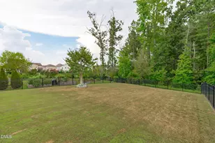 425 Oaks End Dr, Holly Springs, NC 27540 - Photo 30