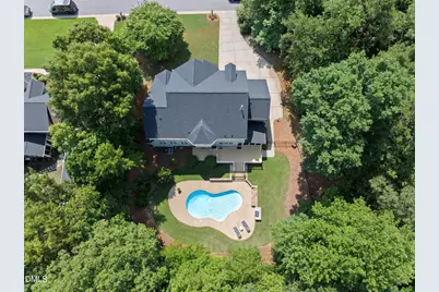 212 Middlecrest Way, Clayton, NC 27527 - Photo 2