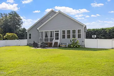 516 W Franklin Street, Zebulon, NC 27597 - Photo 30