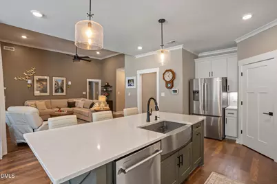 516 W Franklin Street, Zebulon, NC 27597 - Photo 12