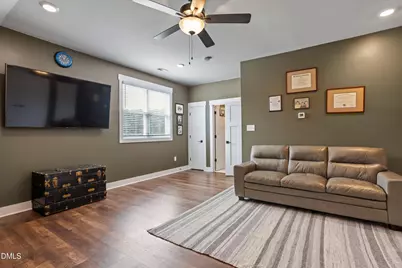 516 W Franklin Street, Zebulon, NC 27597 - Photo 22