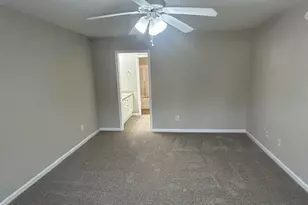 220 Stansbury Ln, Clayton, NC 27527 - Photo 8