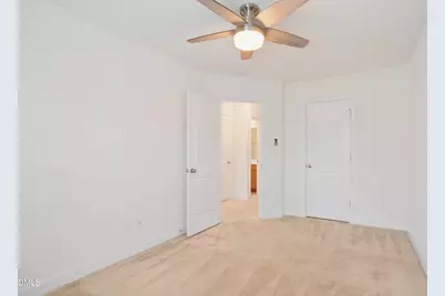372 E Porthaven Way, Clayton, NC 27527 - Photo 18