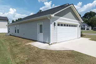 103 E Allen St, Four Oaks, NC 27524 - Photo 10