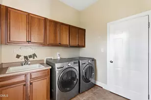 8228 Clarks Branch Dr, Raleigh, NC 27613 - Photo 20