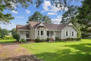 114 Lakeside Cir, Willow Springs, NC 27592 - Photo 4