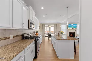 819 Lake Artesia Ln, Fuquay-Varina, NC 27526 - Photo 8
