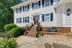115 Prince William Ln, Cary, NC 27511 - Photo 2