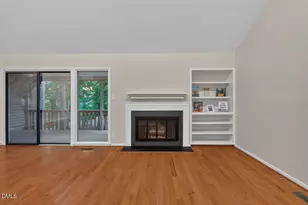 16 Glenmore Dr, Durham, NC 27707 - Photo 6