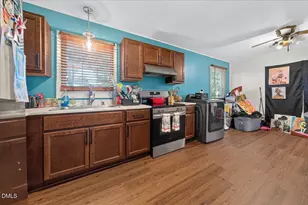128 Green St, Oxford, NC 27565 - Photo 6