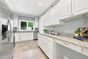 1 Banstead Pl, Chapel Hill, NC 27517 - Photo 12