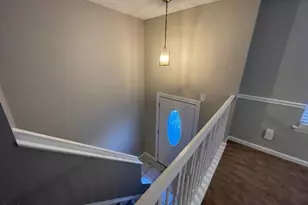 101 Indigo Dr, Cary, NC 27513 - Photo 2