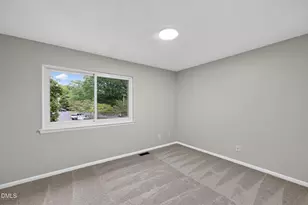 5849 Shady Grove Cir, Raleigh, NC 27609 - Photo 14