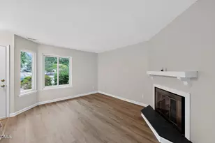 5849 Shady Grove Cir, Raleigh, NC 27609 - Photo 6