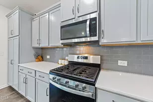 1333 Amos Pk St, Fuquay-Varina, NC 27526 - Photo 18