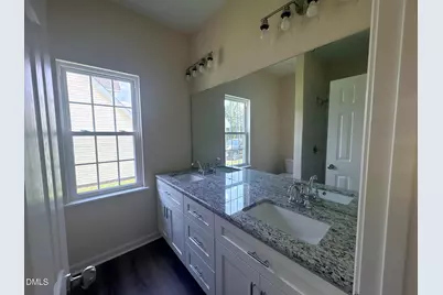 404 Holmes Street, Clinton, NC 28328 - Photo 28