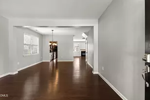 614 Rose Laurel Ct, Apex, NC 27523 - Photo 4