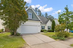 405 Braxcarr St, Holly Springs, NC 27540 - Photo 4