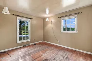 1008 Beverly Dr, Raleigh, NC 27610 - Photo 8
