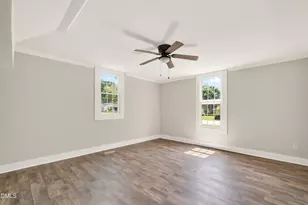 305 E Harnett St, Benson, NC 27504 - Photo 4