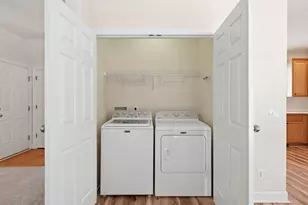 1300 Windy Field Cir, Knightdale, NC 27545 - Photo 16