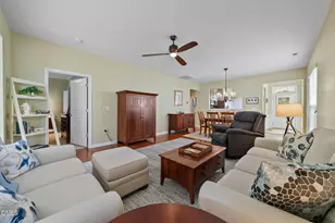 801 Burnaby Ct, Cary, NC 27519 - Photo 16