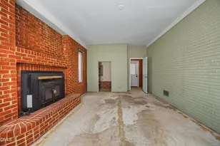 503 N Carr St, Mebane, NC 27302 - Photo 18