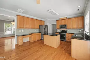 5325 Granada Hills Dr, Raleigh, NC 27613 - Photo 14