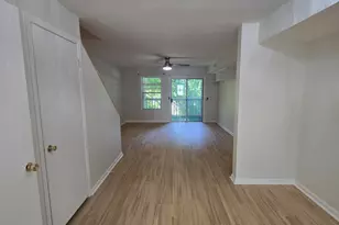 117 Kingsbury Dr, Chapel Hill, NC 27514 - Photo 6
