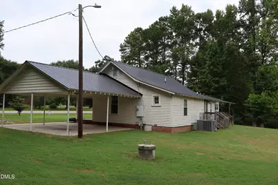123 Holly Grove Road, Benson, NC 27504 - Photo 6