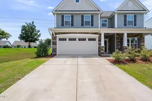 1000 Atlantis St, Fuquay Varina, NC 27526 - Photo 2