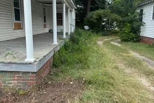 922 Nashville Rd, Rocky Mount, NC 27803 - Photo 4