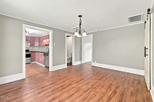 913 N Park Ave, Burlington, NC 27217 - Photo 12