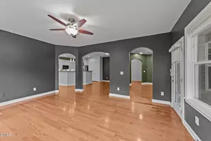 842 New Charleston Dr, Fuquay-Varina, NC 27526 - Photo 28