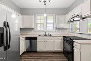 6924 Jeffreys Creek Ln, Raleigh, NC 27616 - Photo 22