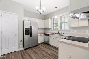 6924 Jeffreys Creek Ln, Raleigh, NC 27616 - Photo 6