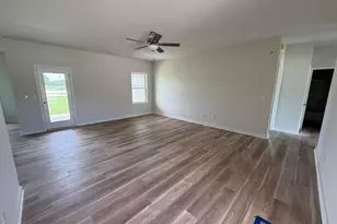 53 Finch Ln, Four Oaks, NC 27524 - Photo 4