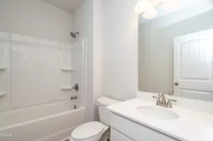194 E American Marigold Dr, Benson, NC 27504 - Photo 22