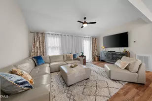 2015 Schieffelin Rd, Apex, NC 27502 - Photo 8