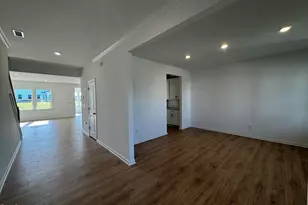 104 Hiddenite Pl, Holly Springs, NC 27540 - Photo 6
