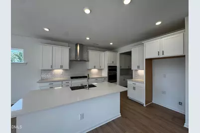 104 Hiddenite Place, Holly Springs, NC 27540 - Photo 2