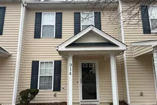 914 Savin Landing, Knightdale, NC 27545 - Photo 2