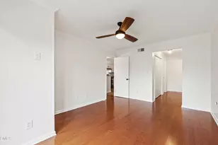911 Washington St, Raleigh, NC 27605 - Photo 18