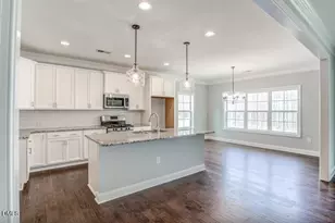 805 E Clydes Point Way, Wendell, NC 27591 - Photo 8