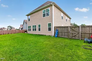 3224 Winterwood Dr, Fayetteville, NC 28306 - Photo 6