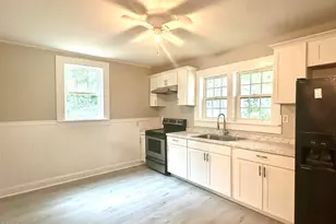 408 E Nash St, Louisburg, NC 27549 - Photo 10